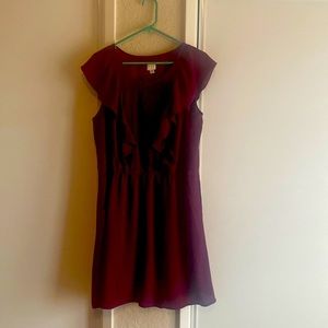 Burgundy dress with pockets